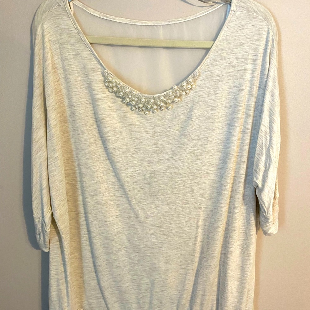 Women’s top!